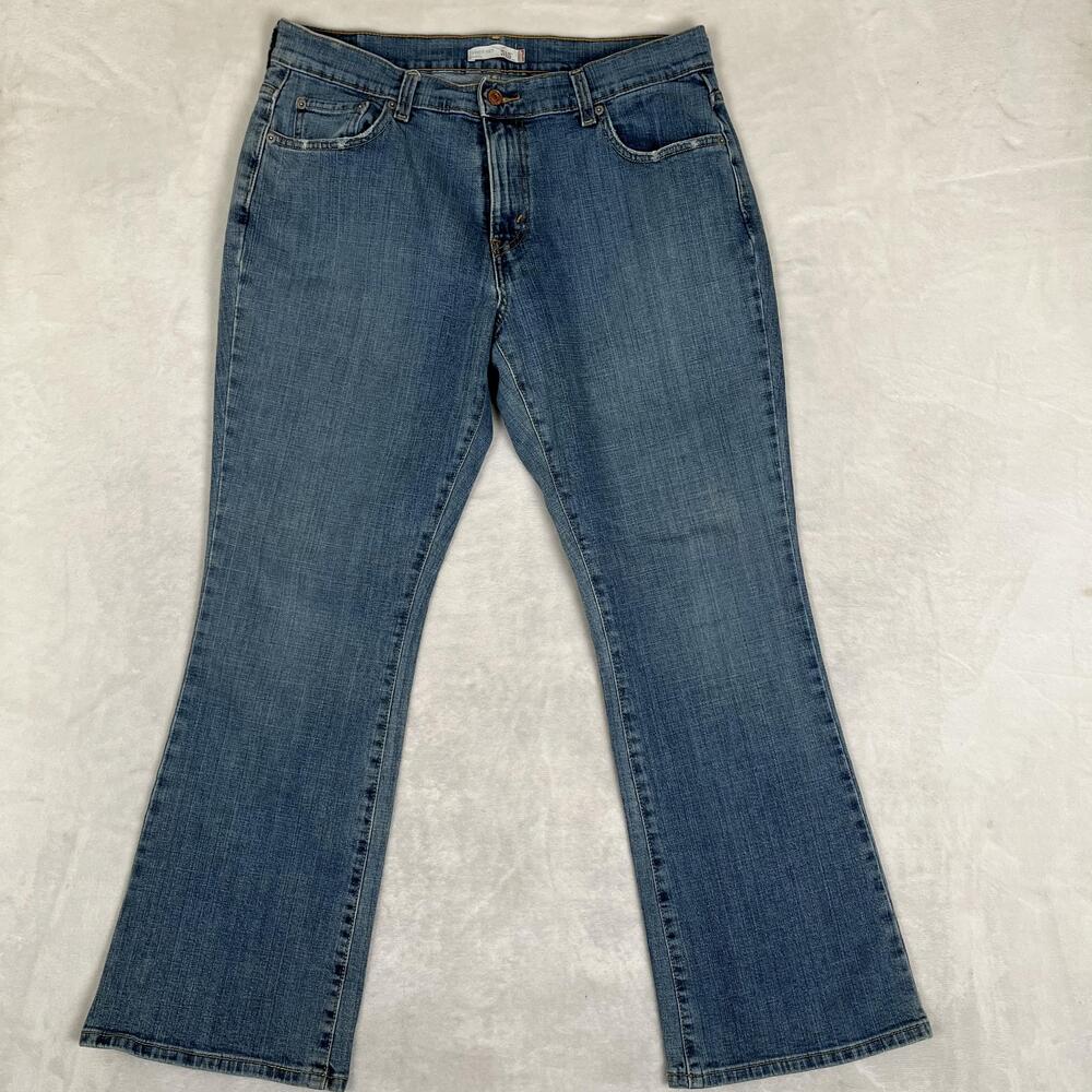 Levi's 515 Mid Rise Bootcut Jeans Womens 14 Short Blue Medium Wash Denim Y2K